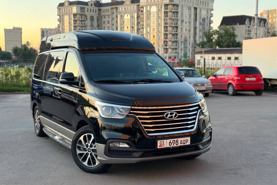 Hyundai Starex